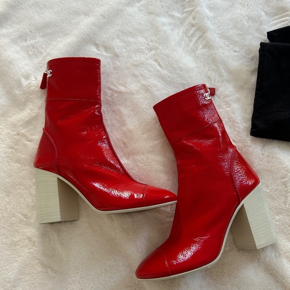chanel boots - Picture 3 of 8